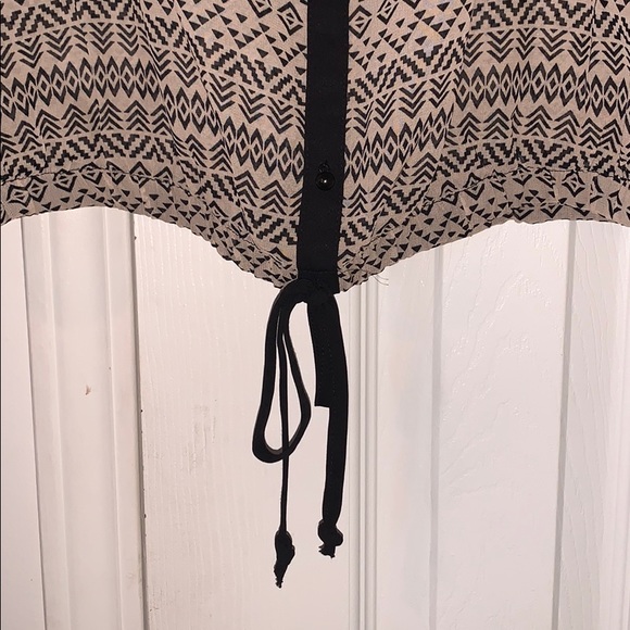 Top - Picture 3 of 3